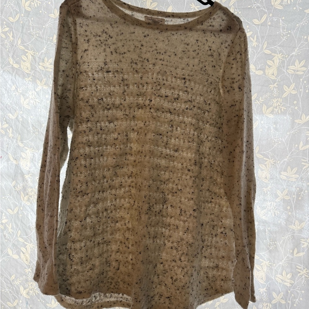 Croft & Barrow Beige Speckled Long Sleeve Tee